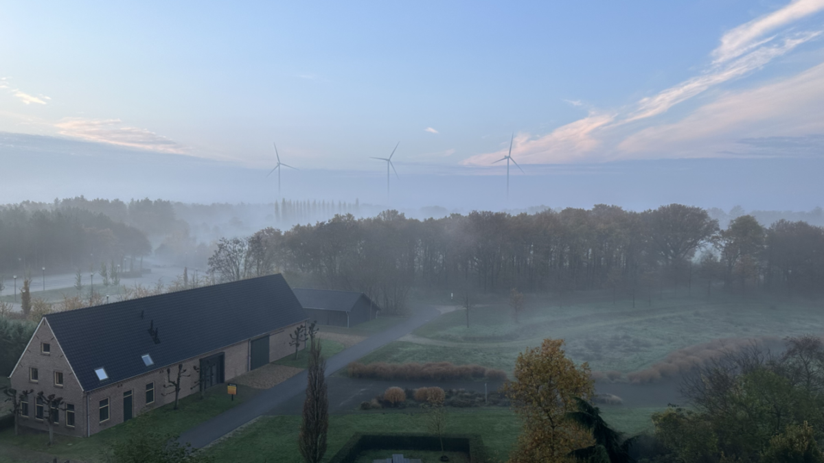 A foggy morning at Greenpark Venlo
